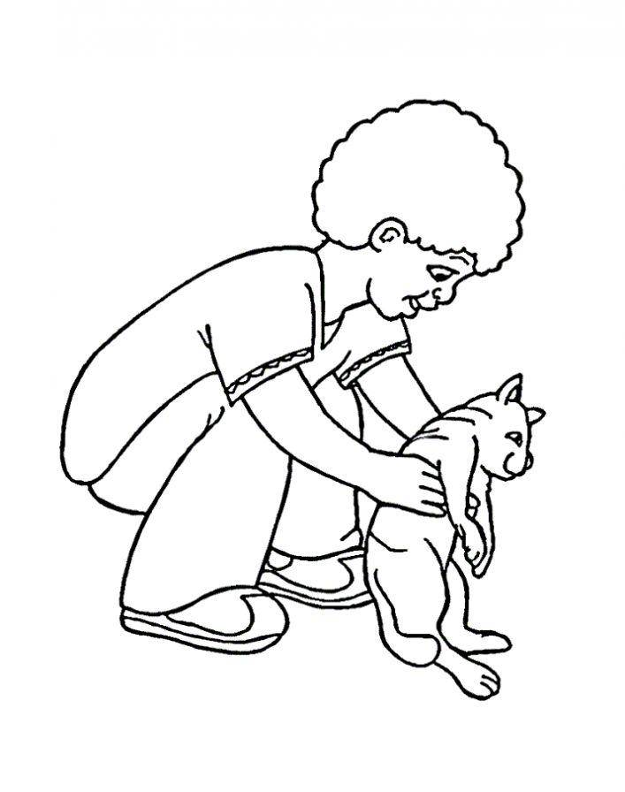 Розмальовки  Малюнок хлопчика грає з котом. Завантажити розмальовку кіт, кіт.  Роздрукувати ,домашні тварини,