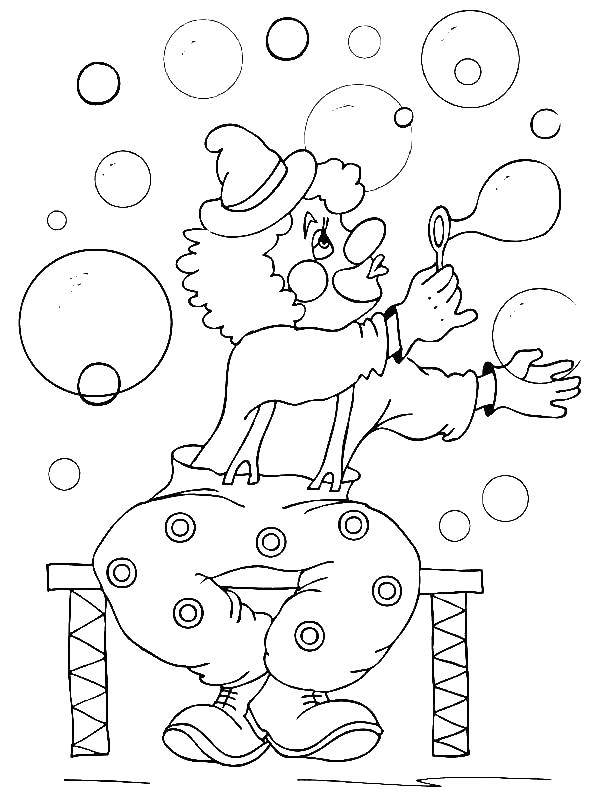 Coloring The clown and bubbles. Category circus. Tags:  the clown, bubbles, pants.