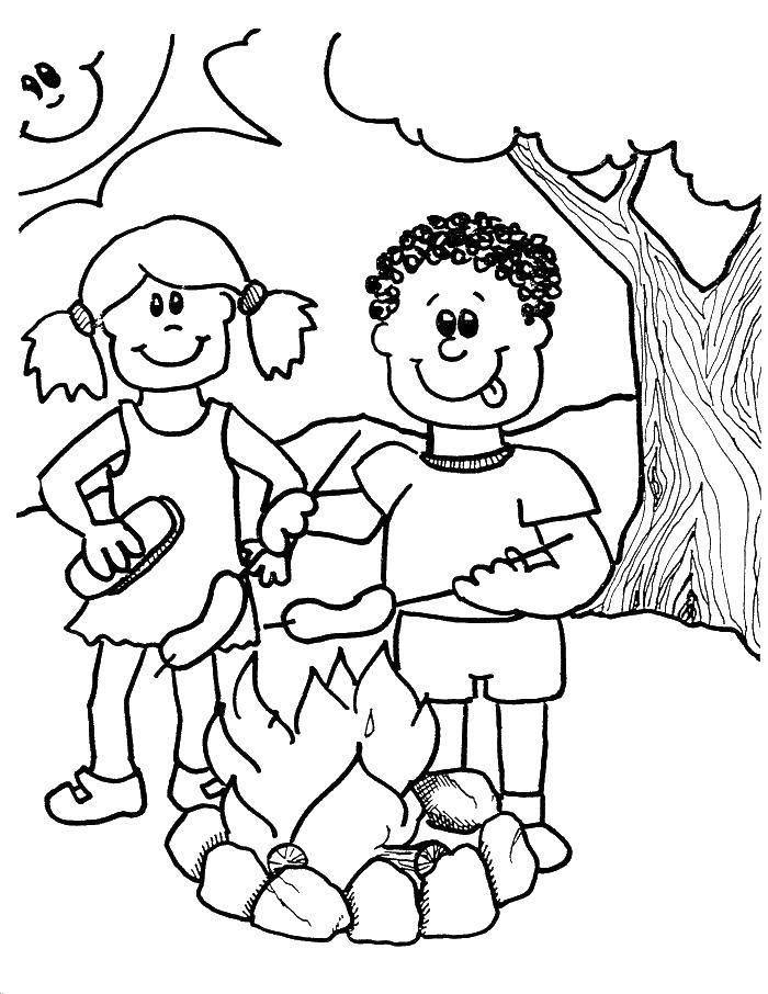 Coloring Children and fire. Category Summer. Tags:  boy, girl, campfire, sausages.