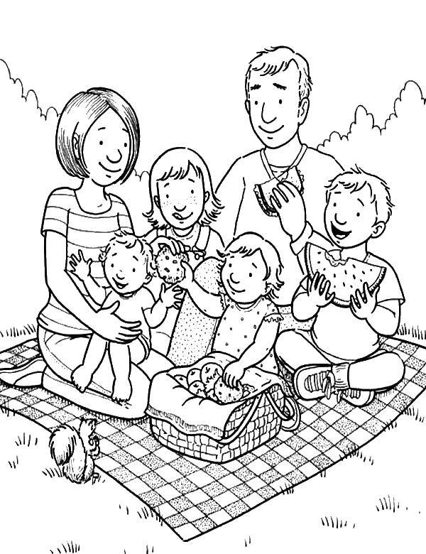 Название: Раскраска Вкусный пикник. Категория: Члены семьи. Теги: Семья, родители, дети.