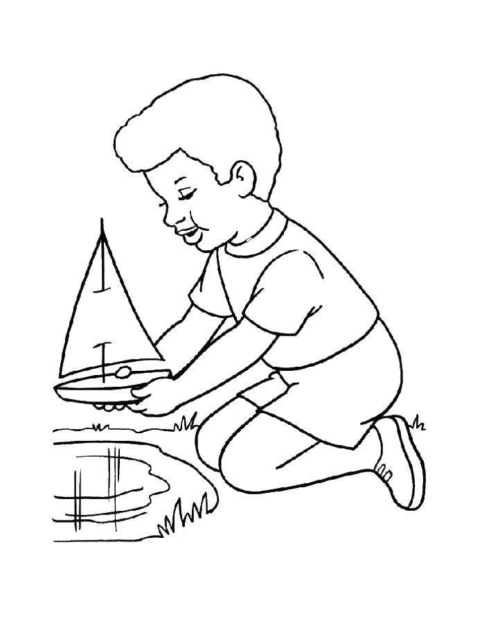 Название: Раскраска Мальчик  пускает кораблик в воду. Категория: Люди. Теги: мальчик, кораблик.