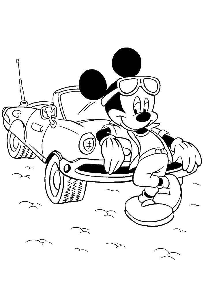 Название: Раскраска Микки с машиной. Категория: микки маус. Теги: Дисней, Микки Маус.
