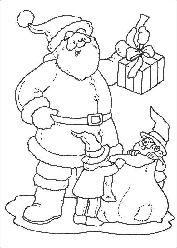Название: Раскраска Санта готовит подарок. Категория: раскраски для маленьких. Теги: санта, игрушки.