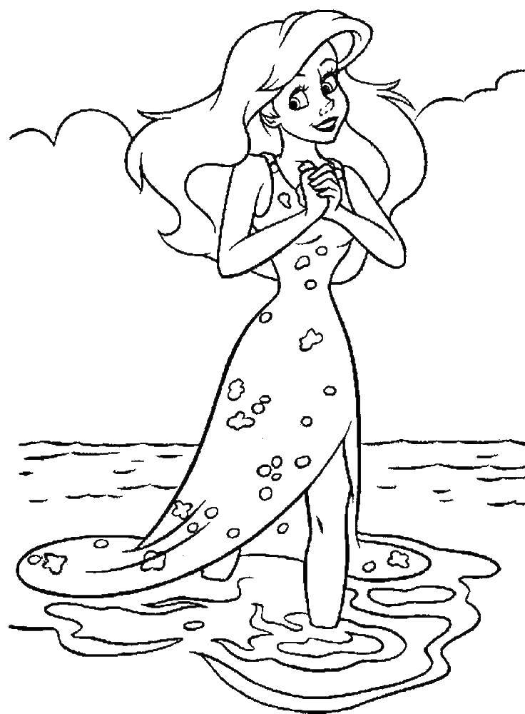 Coloring Girl in the sea. Category coloring pages for girls. Tags:  girl, doll, Barbie.