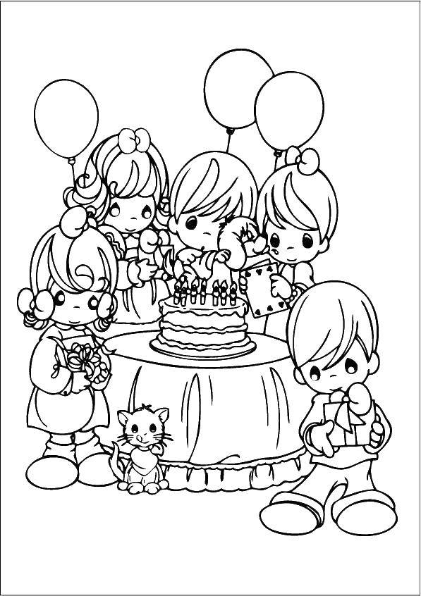 Название: Раскраска Детки на день рождения. Категория: дети. Теги: дети, день рождения, торт.